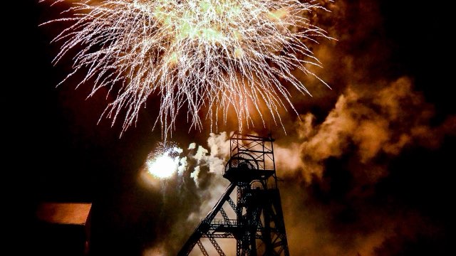 Golden fireworks display